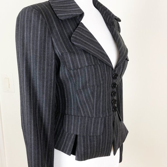 NANETTE LEPORE Jacket Blazer Short Fitted Pinstripe Gray Grey 2 - Picture 3 of 9